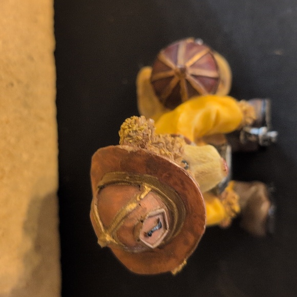 Fireman Bear Figurine - Picture 5 of 7